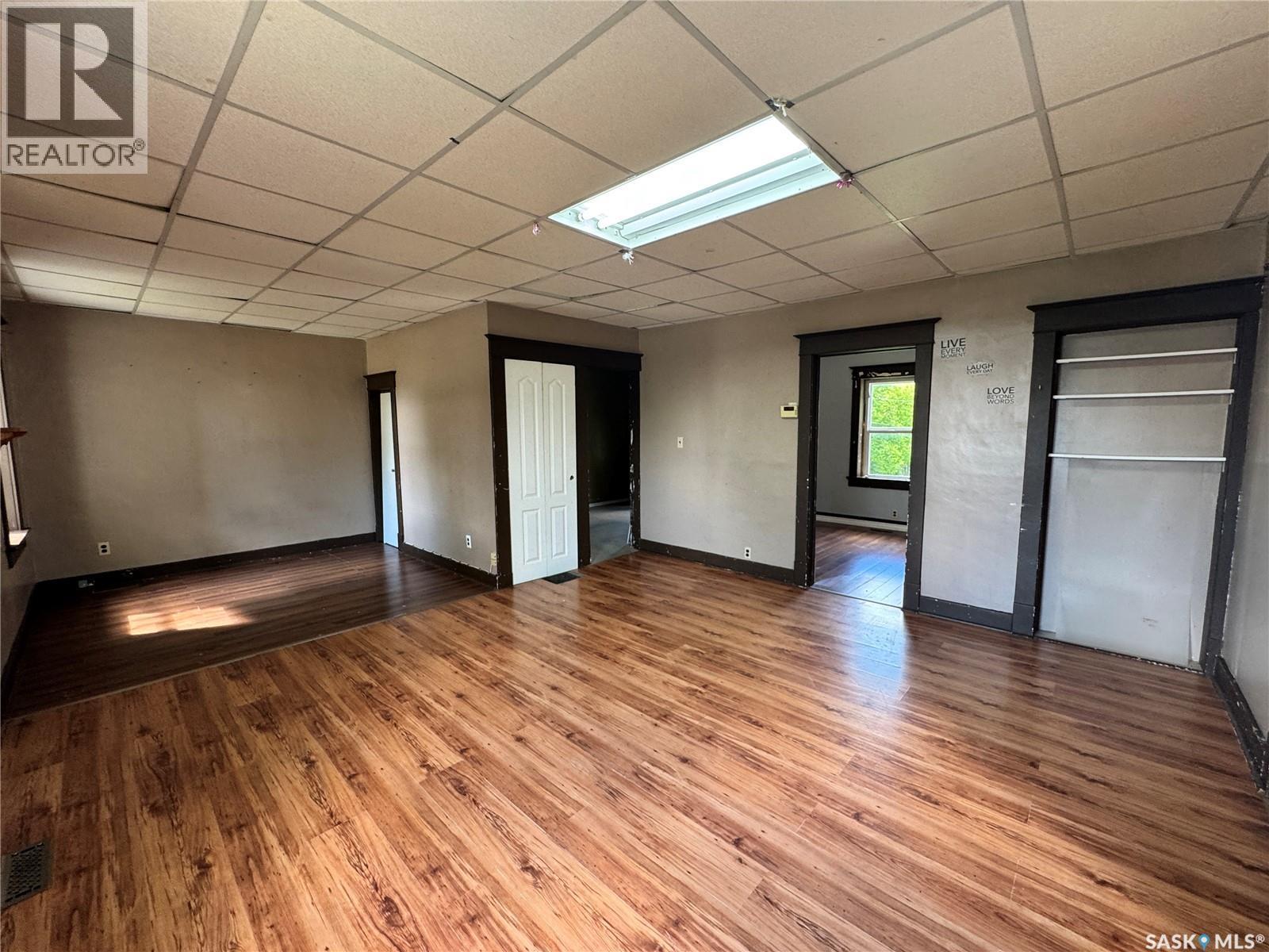 303 4Th Avenue W, Biggar, SK - Indoor Photo Showing Other Room