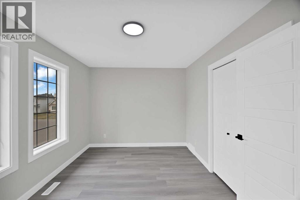 68 Laguna Close Ne, Calgary, AB