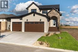 35 Country ROAD Lumsden, SK S0G 3C0