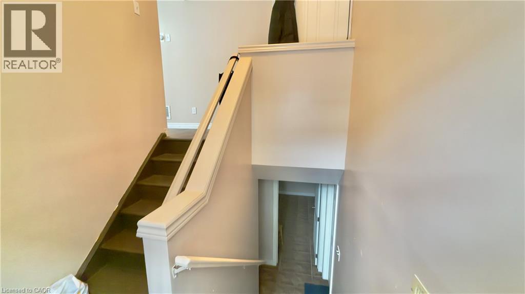 16 Marshall Street, Waterloo, ON - Indoor Photo Showing Other Room