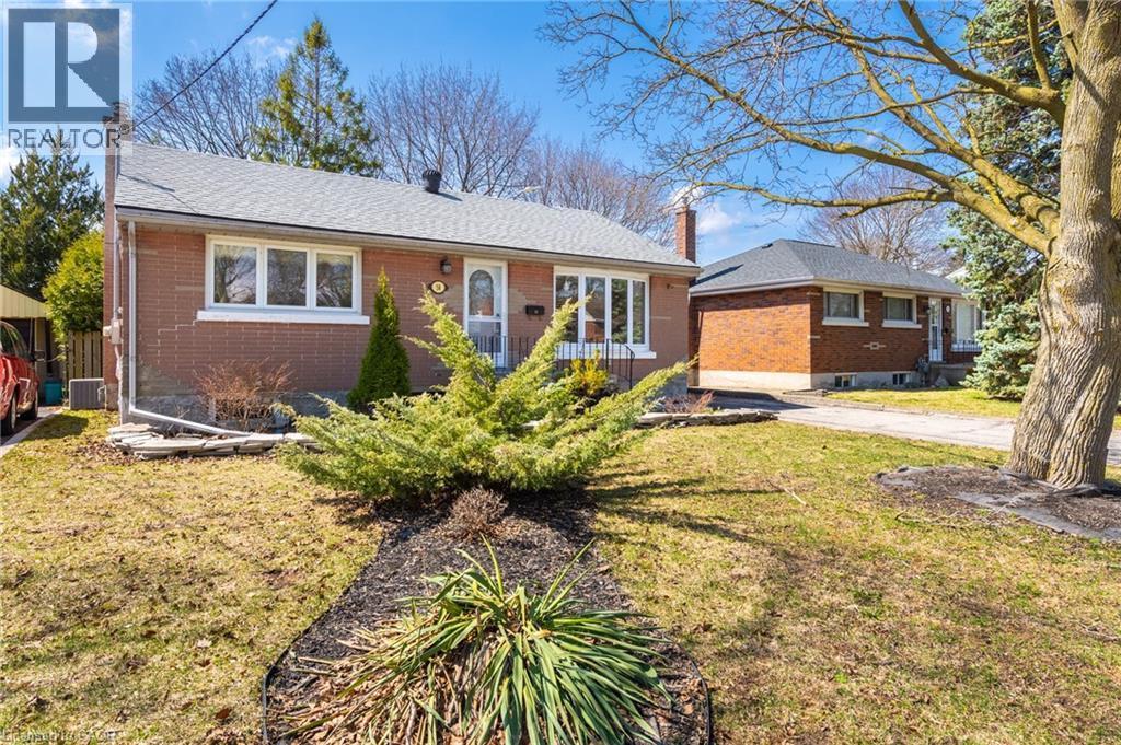 58 Lowrey Avenue S, Cambridge, ON - Outdoor