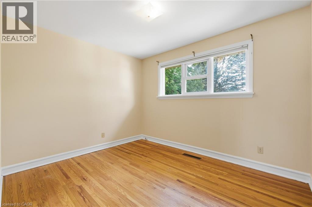 58 Lowrey Avenue S, Cambridge, ON - Indoor Photo Showing Other Room