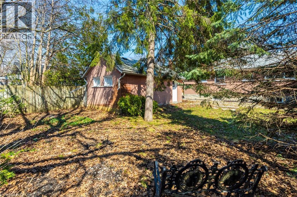 58 Lowrey Avenue S, Cambridge, ON - Outdoor