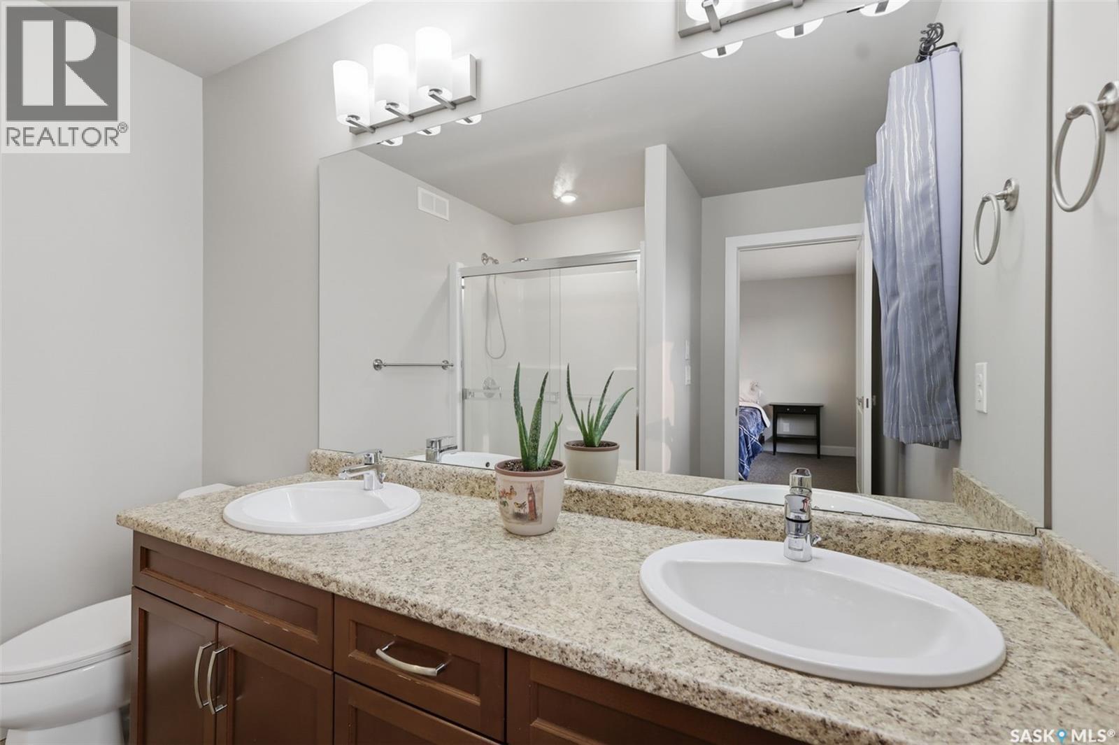 1135 Pringle Way, Saskatoon, SK