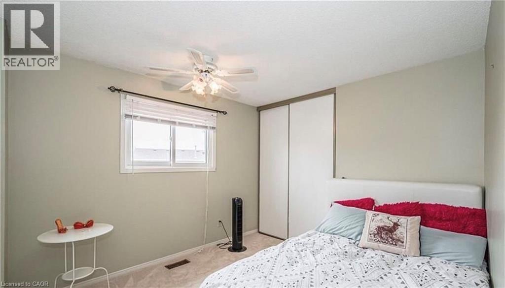 5 Havenwood Court, Kitchener, ON - Indoor Photo Showing Bedroom