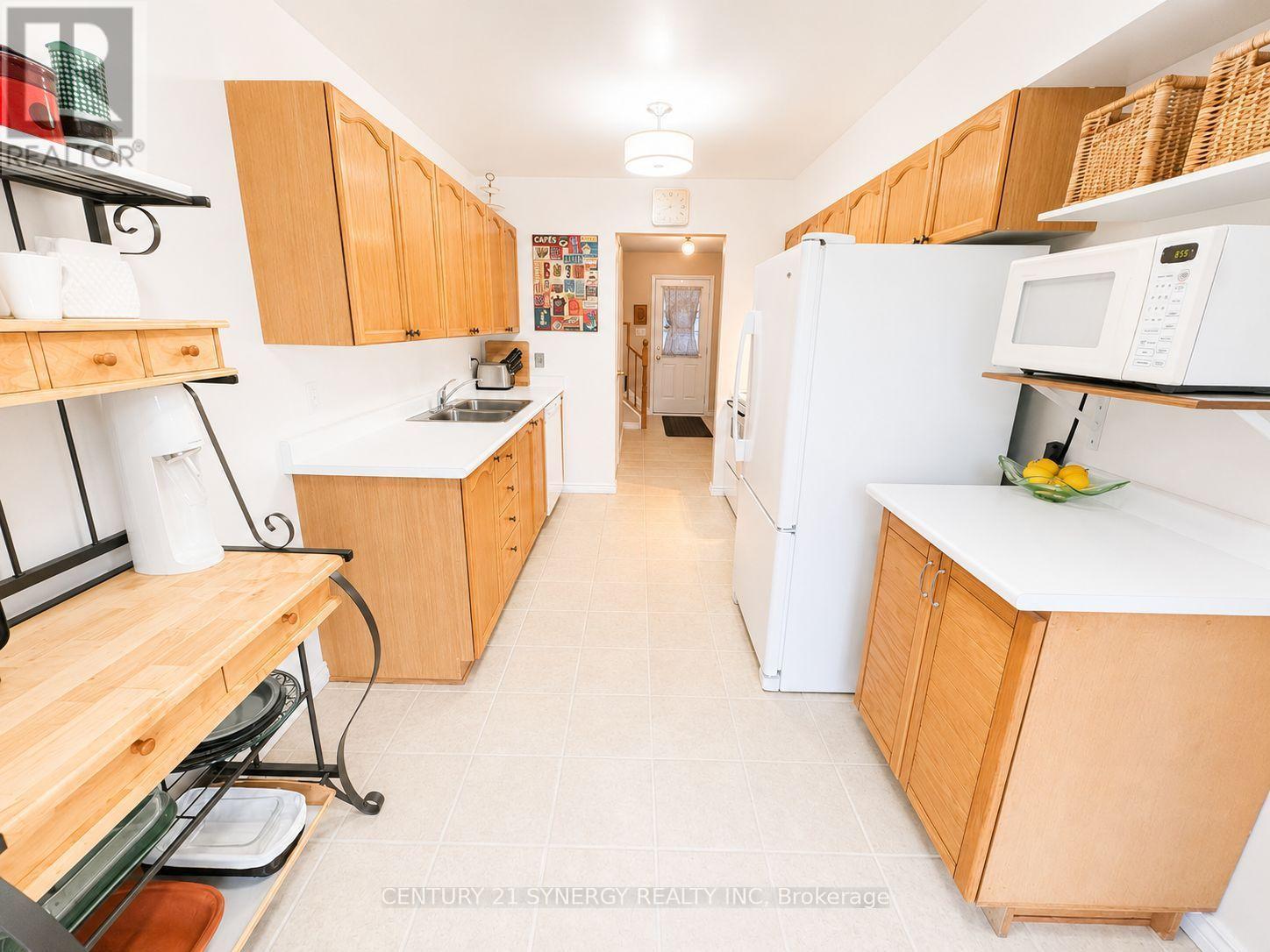 Kitchen - Main Level - 757 Clearcrest Crescent, Ottawa, ON - Indoor Photo Showing Kitchen With Double Sink