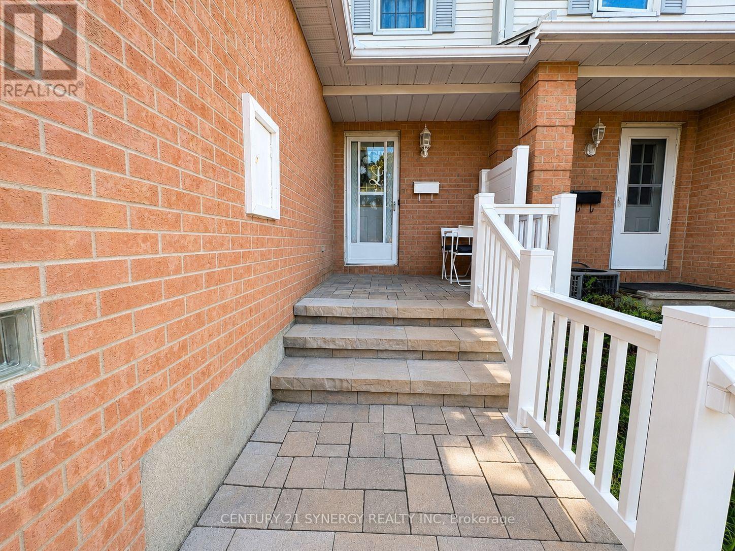 757 Clearcrest Crescent, Ottawa, ON - Outdoor With Exterior