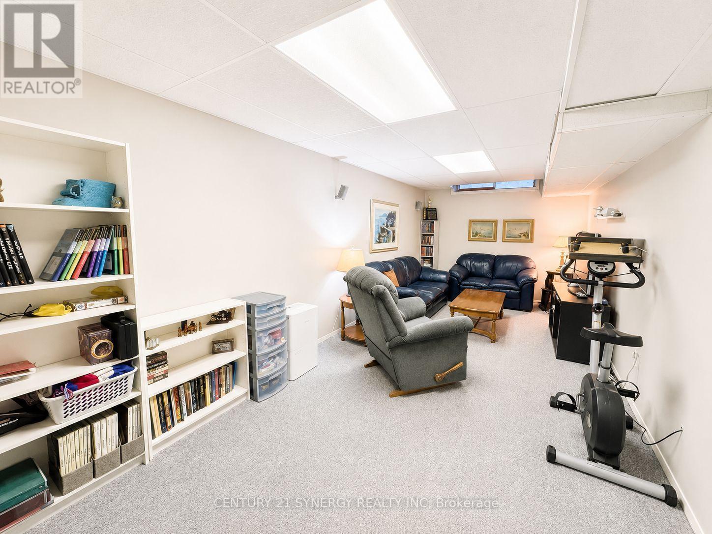 Family Room - Lower Level - 757 Clearcrest Crescent, Ottawa, ON - Indoor