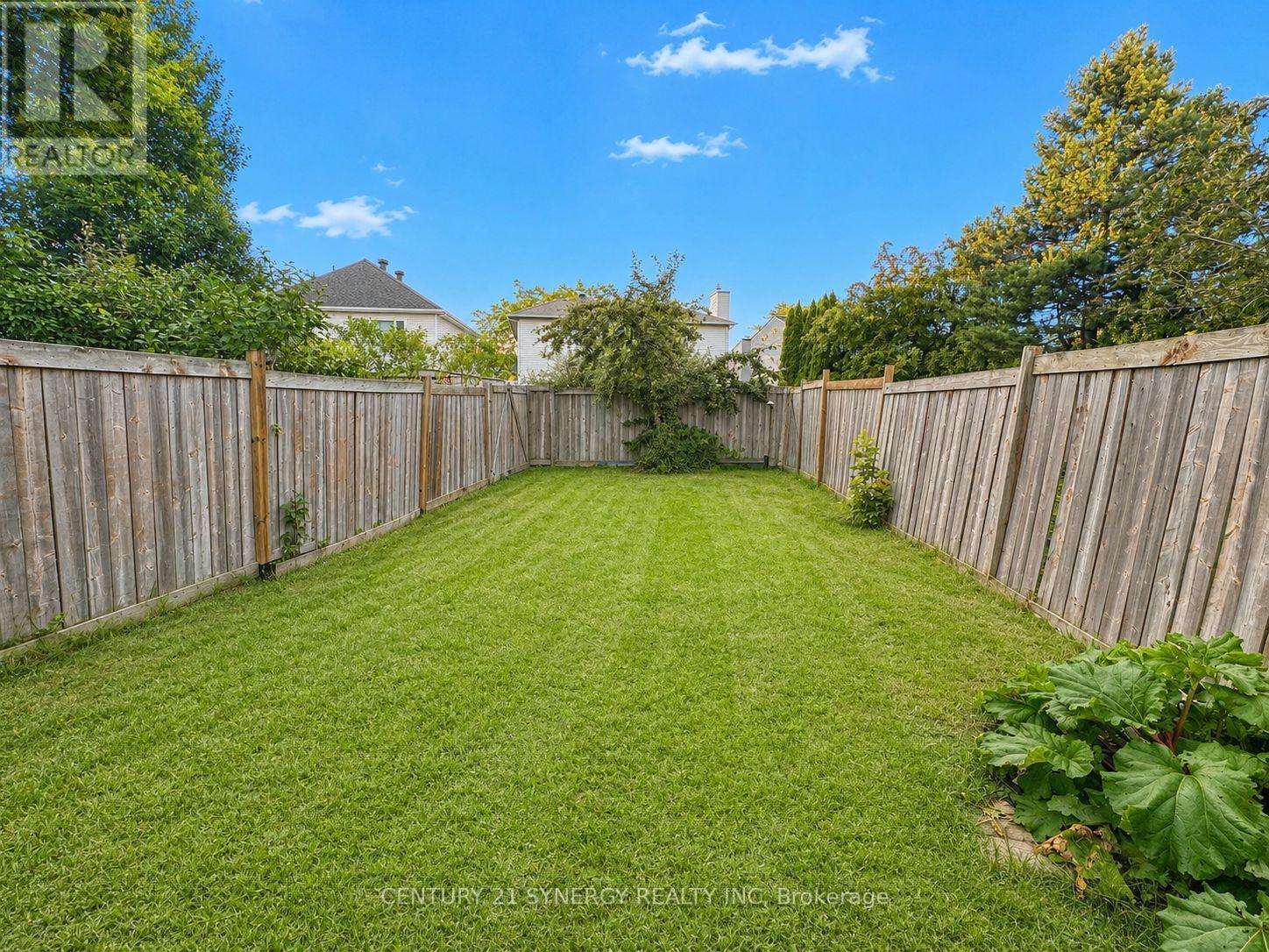Backyard - 757 Clearcrest Crescent, Ottawa, ON - Outdoor With Backyard