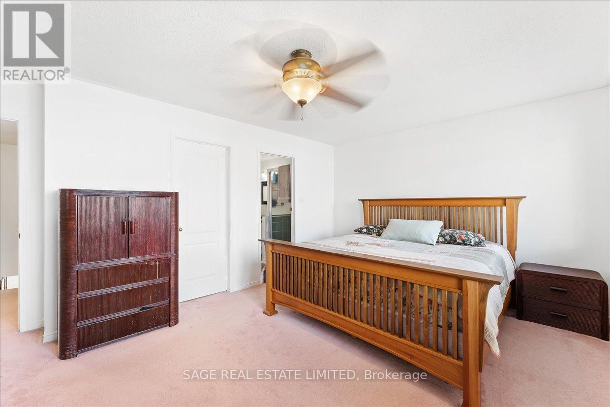 34 Mcsweeney Crescent, Ajax, ON - Indoor Photo Showing Bedroom