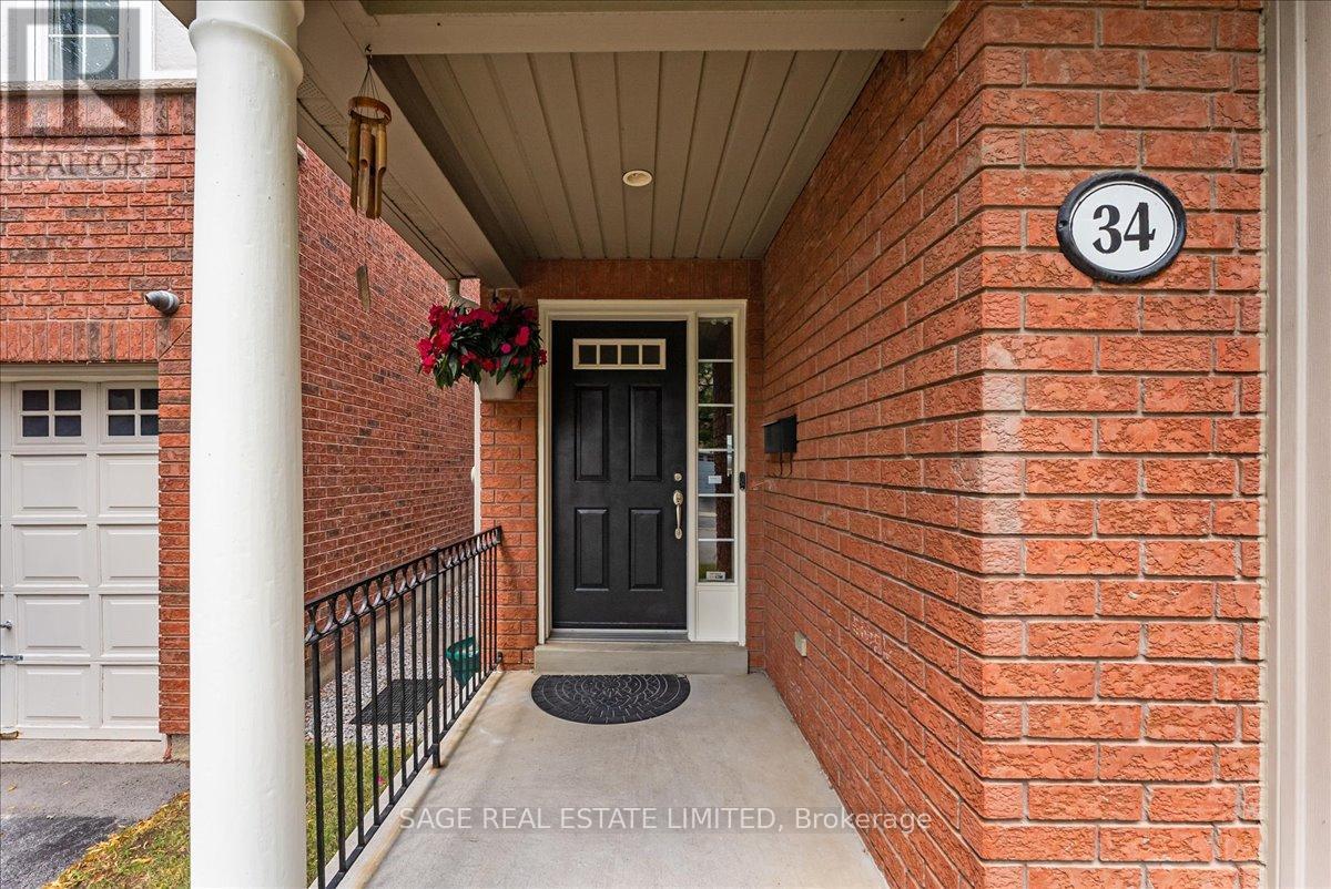 34 Mcsweeney Crescent, Ajax, ON - Outdoor With Exterior