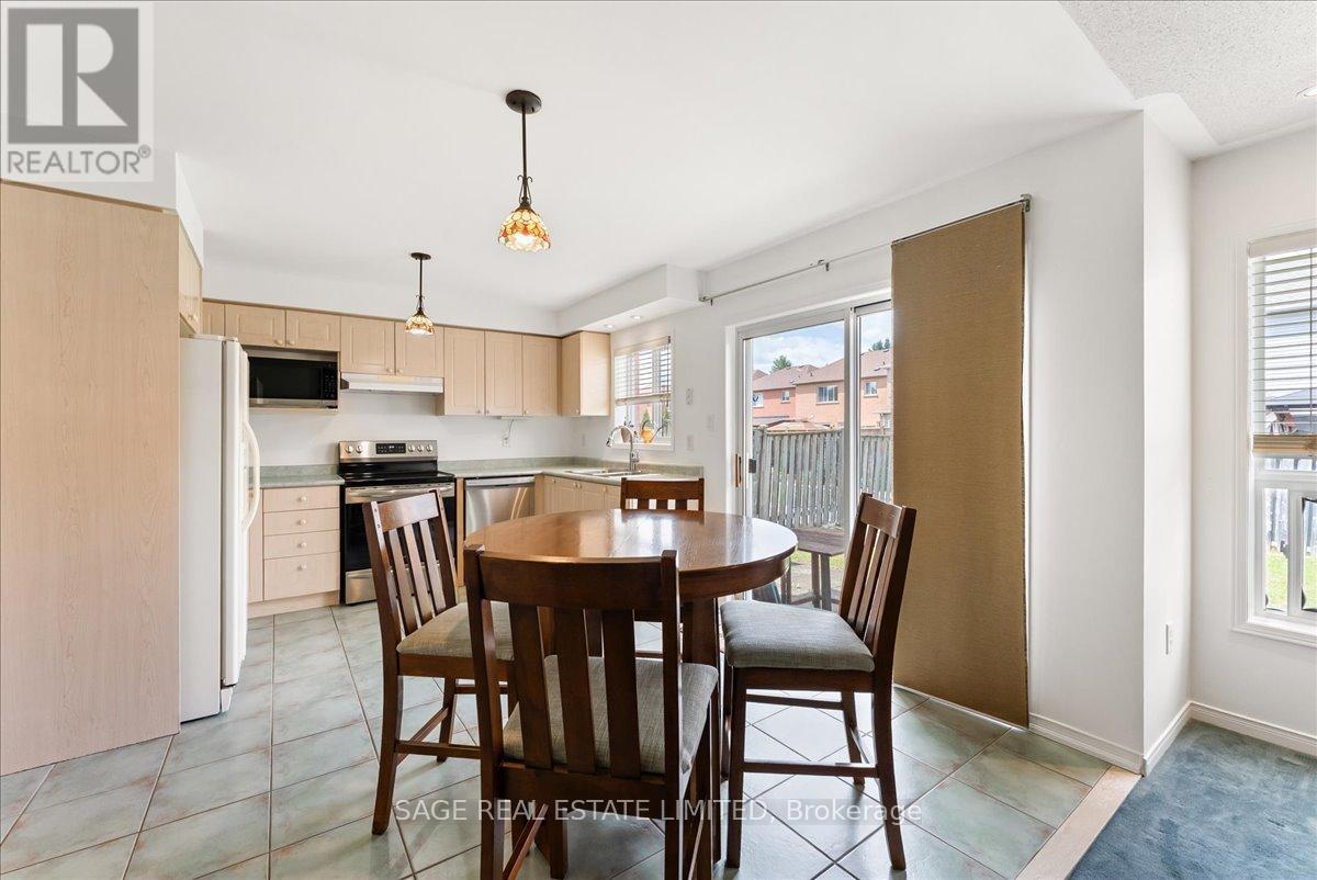 34 Mcsweeney Crescent, Ajax, ON - Indoor Photo Showing Dining Room