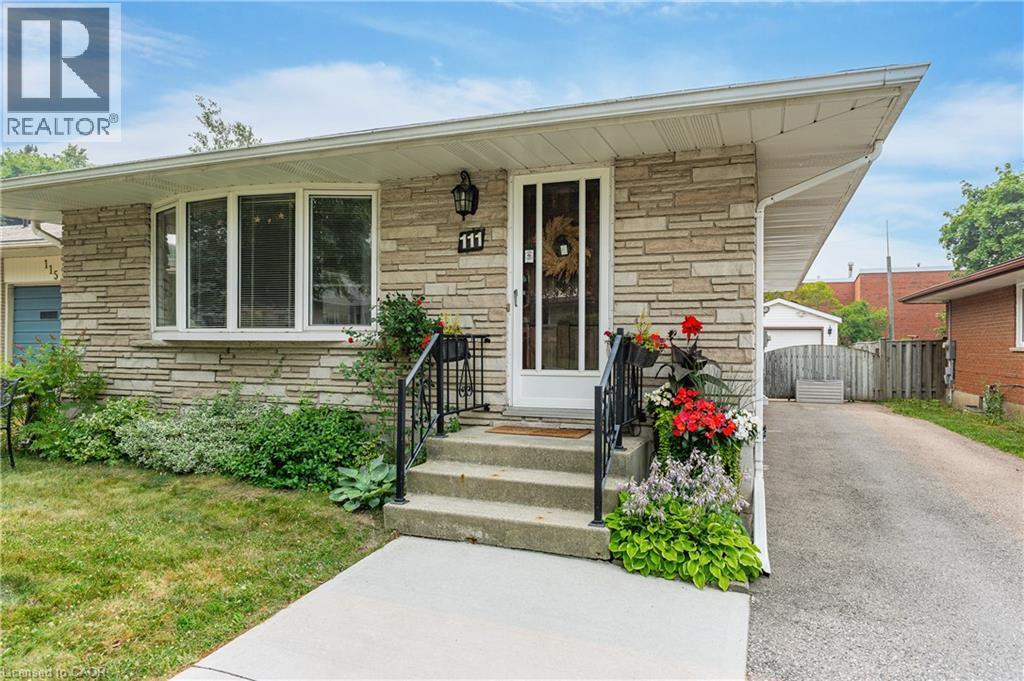 111 Kimberly Crescent, Kitchener, ON - Outdoor