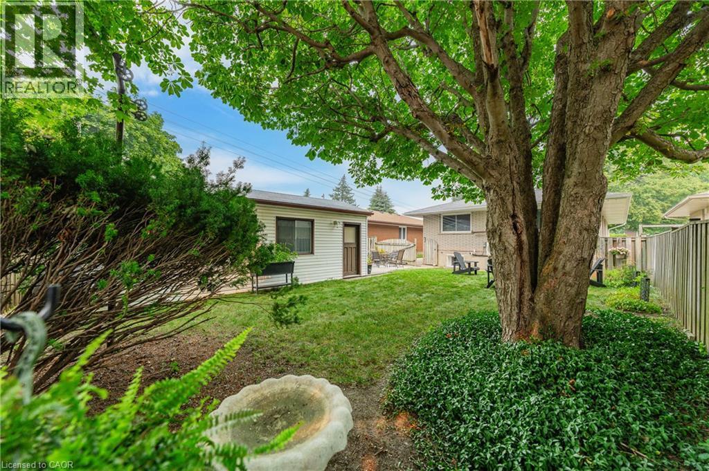111 Kimberly Crescent, Kitchener, ON - Outdoor
