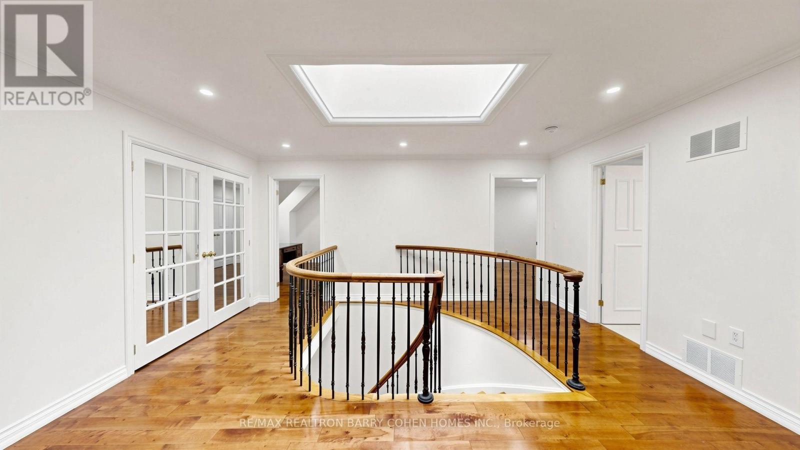 Main/Upper - 15 Sonata Crescent, Toronto, ON - Indoor Photo Showing Other Room