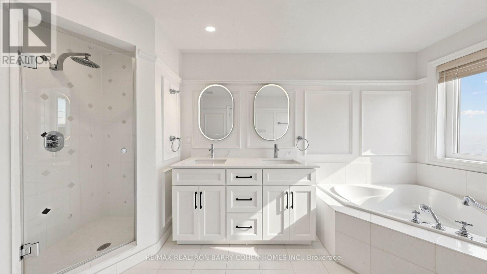 Main/Upper - 15 Sonata Crescent, Toronto, ON - Indoor Photo Showing Bathroom