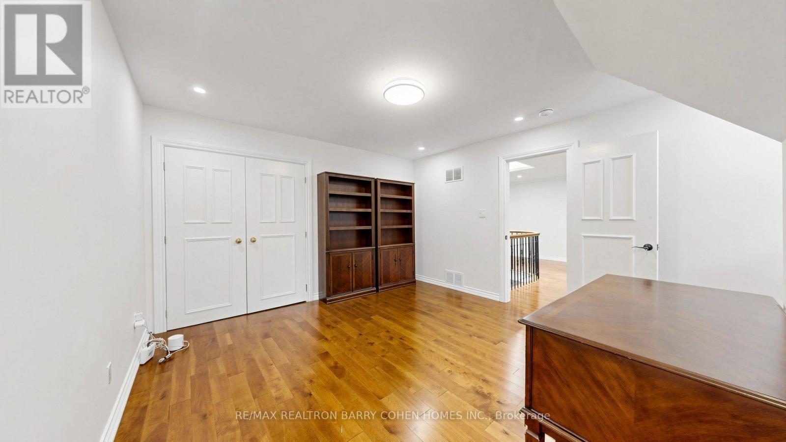 Main/Upper - 15 Sonata Crescent, Toronto, ON - Indoor Photo Showing Other Room