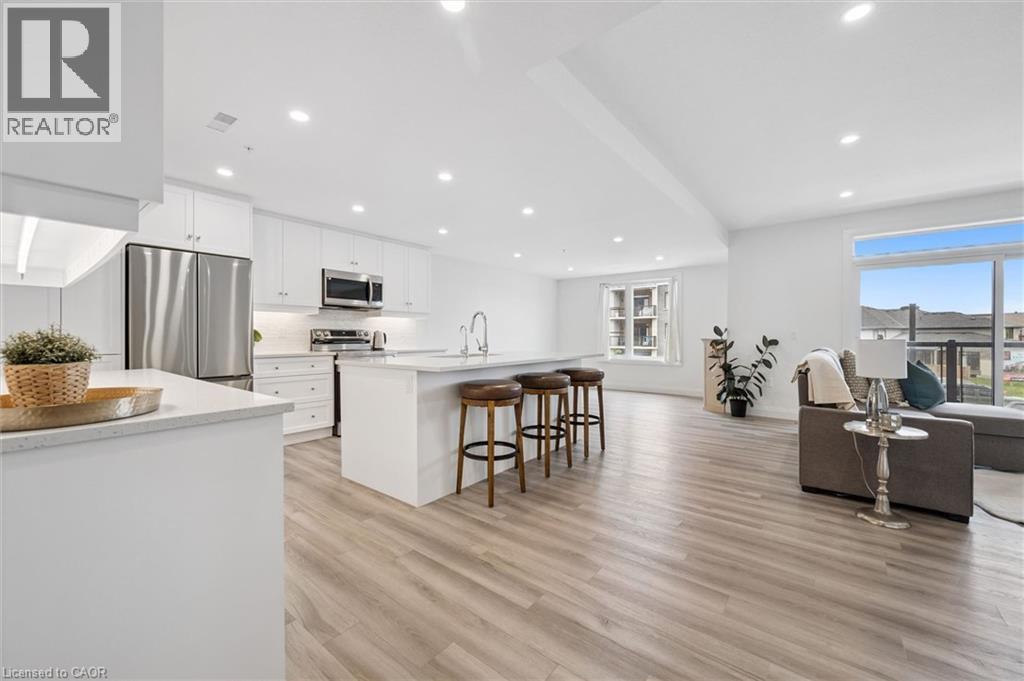 99B Farley Road Unit# 203, Fergus, ON - Indoor Photo Showing Kitchen With Upgraded Kitchen