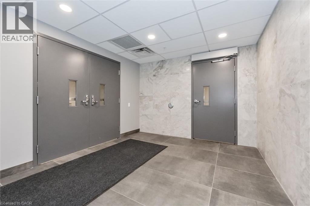 99B Farley Road Unit# 203, Fergus, ON - Indoor Photo Showing Other Room