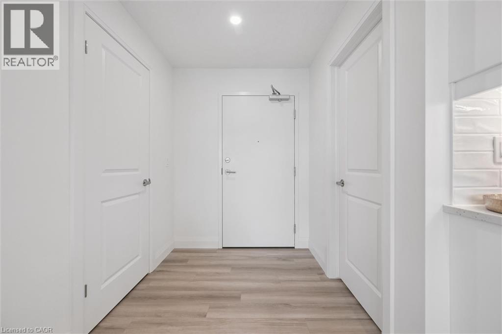 99B Farley Road Unit# 203, Fergus, ON - Indoor Photo Showing Other Room