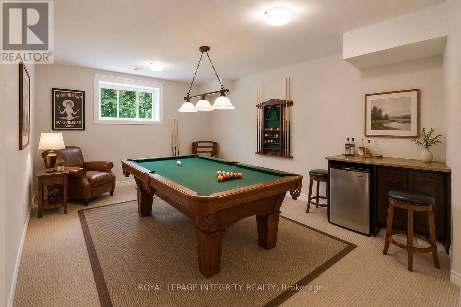 14 Academie Street, Russell, ON - Indoor Photo Showing Other Room
