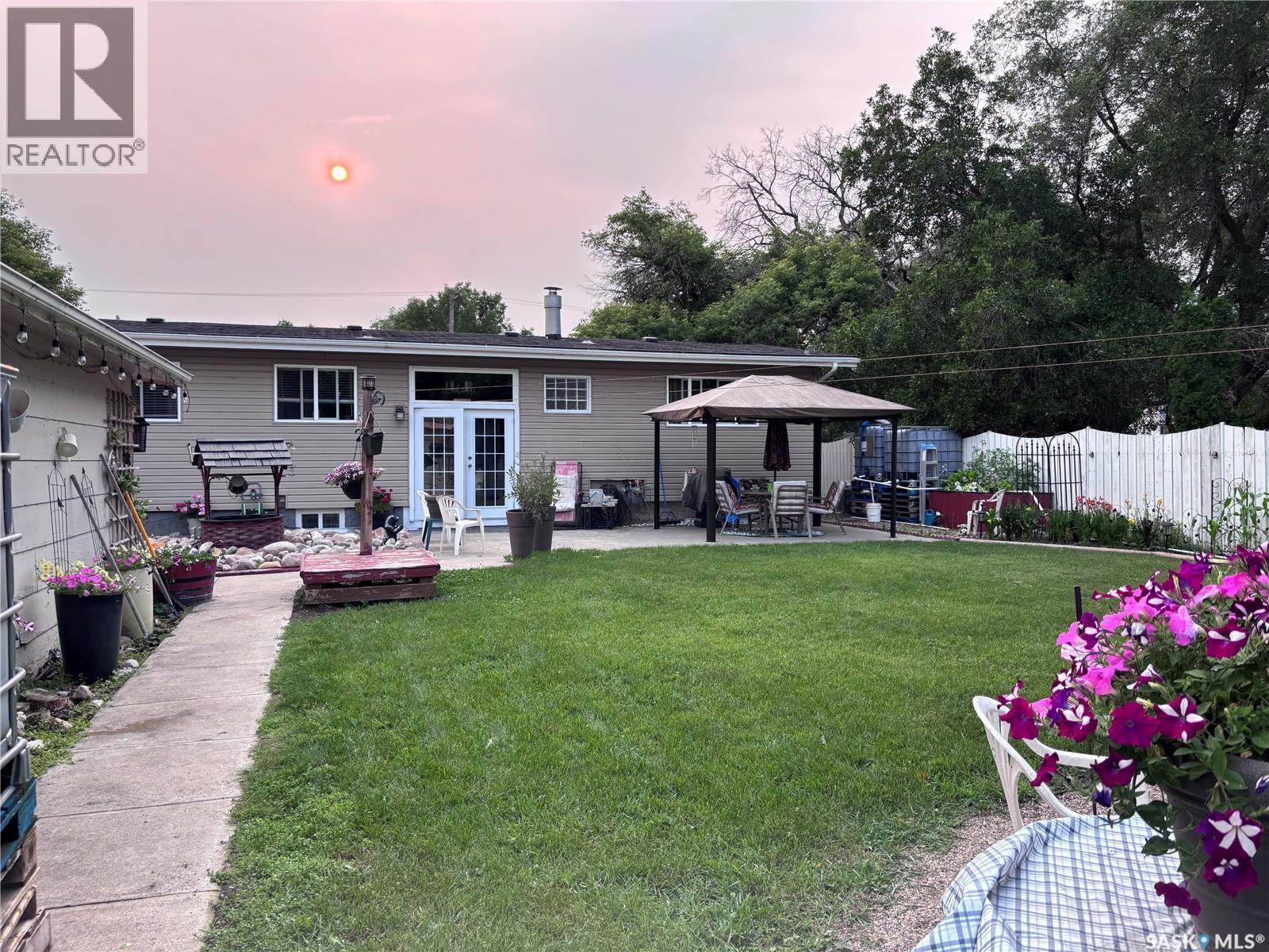 220 4Th Street, Dalmeny, SK - Outdoor With Deck Patio Veranda