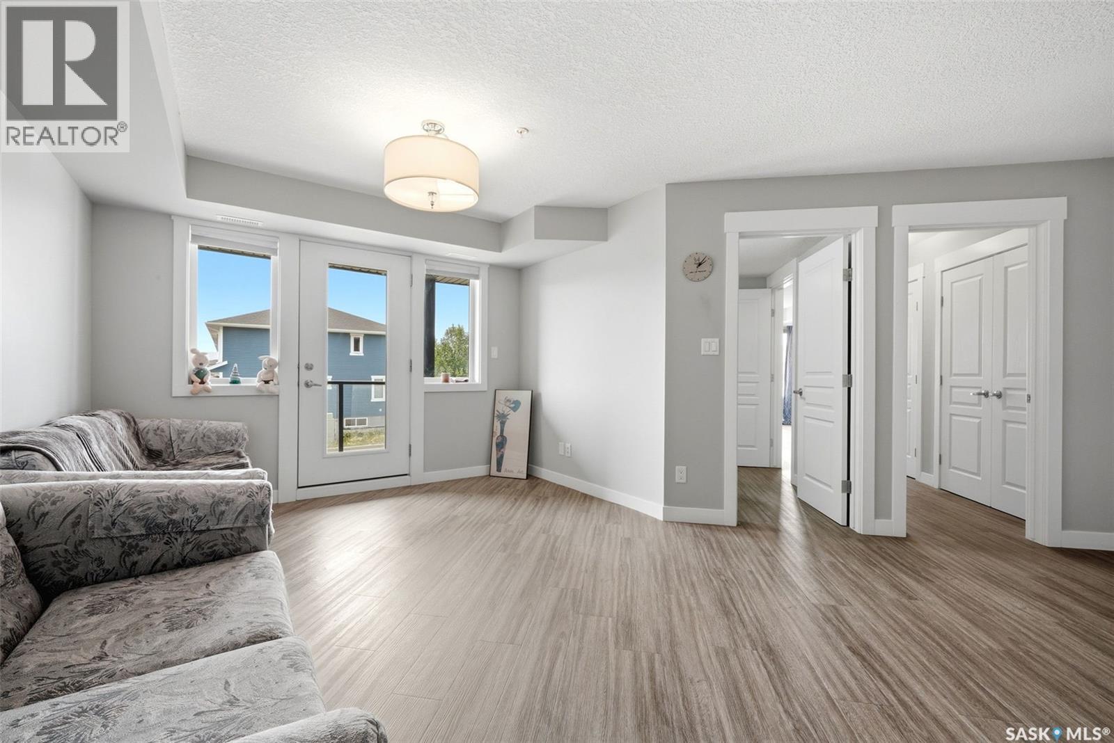 212 5301 Universal Crescent, Regina, SK - Indoor Photo Showing Other Room