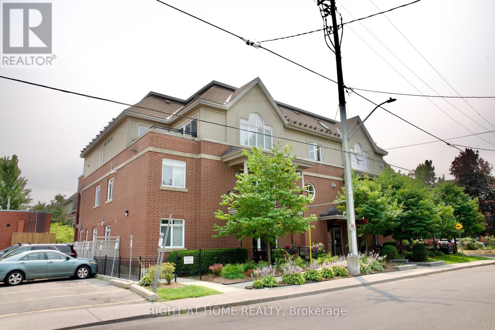 109 - 400 Mcleod Street, Ottawa, ON - Outdoor