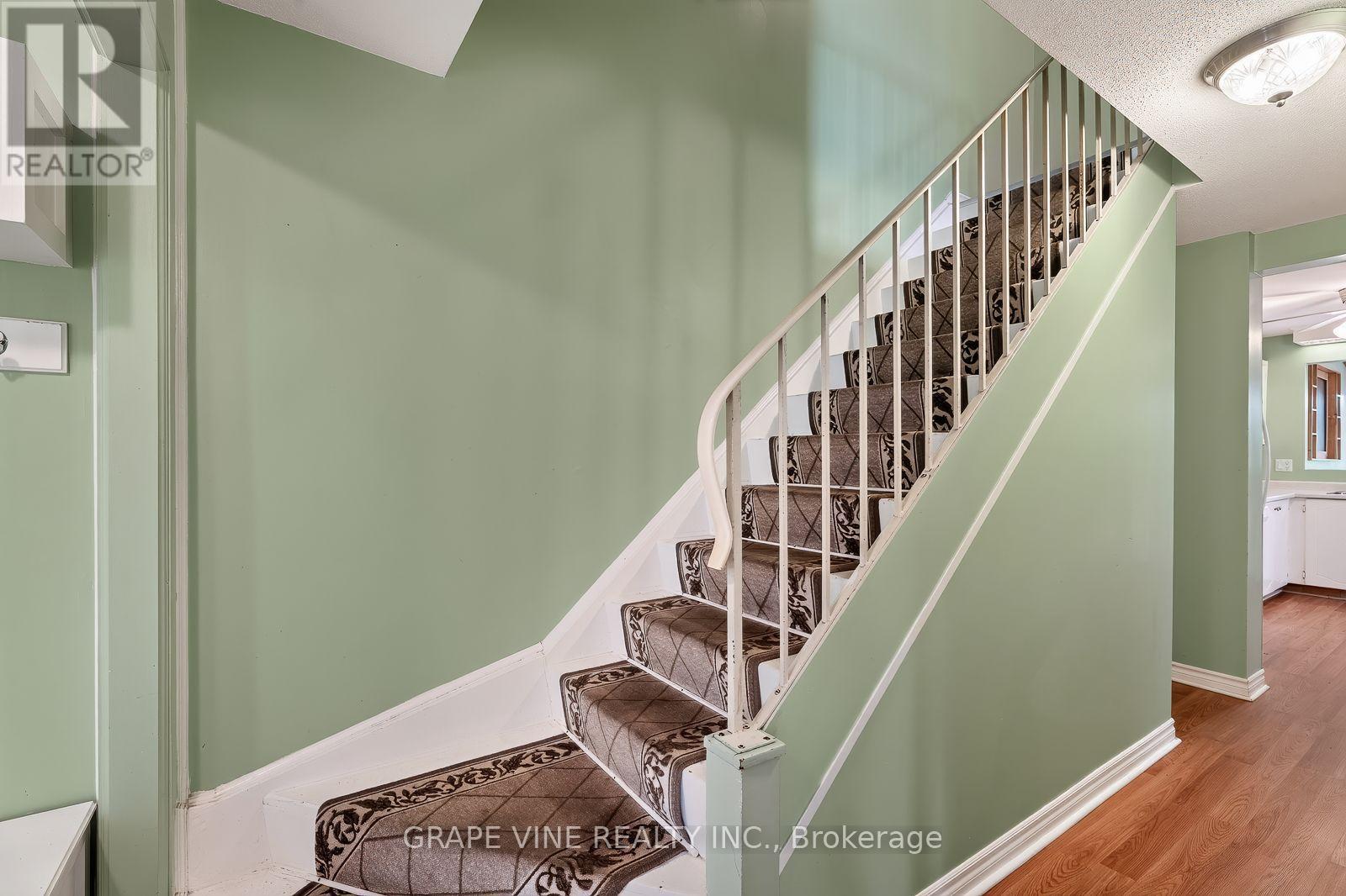 108 Fieldgate Drive, Ottawa, ON - Indoor Photo Showing Other Room