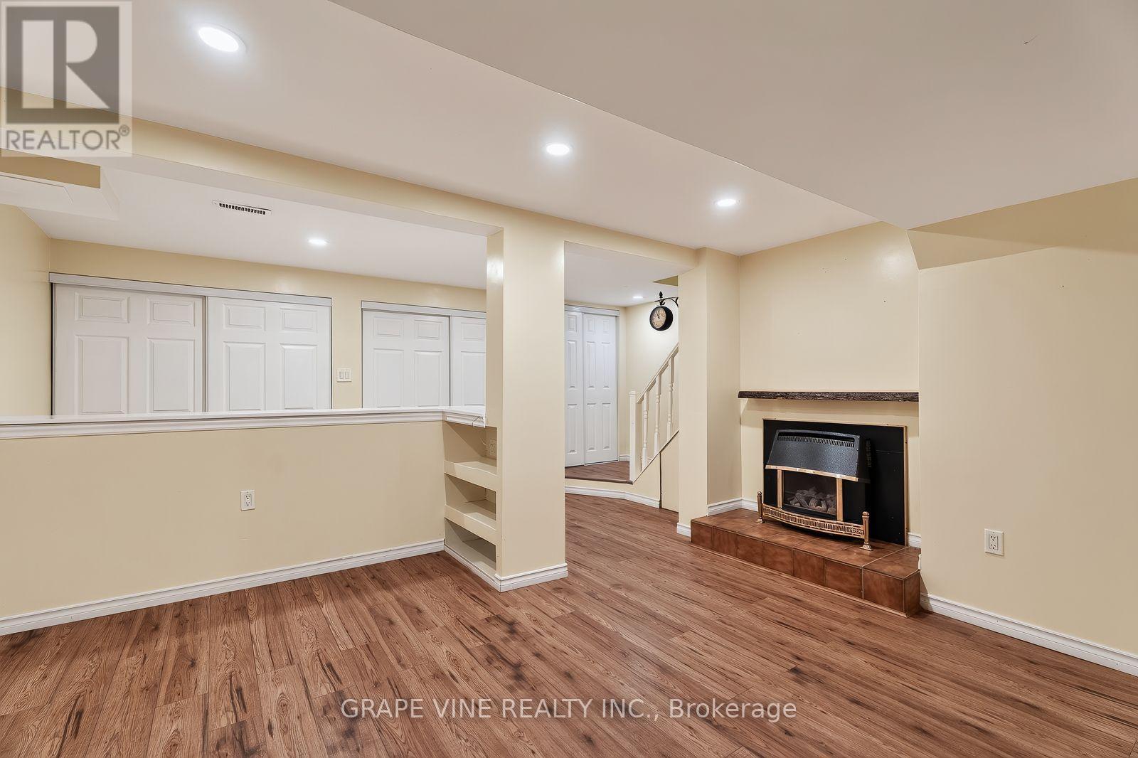 108 Fieldgate Drive, Ottawa, ON - Indoor