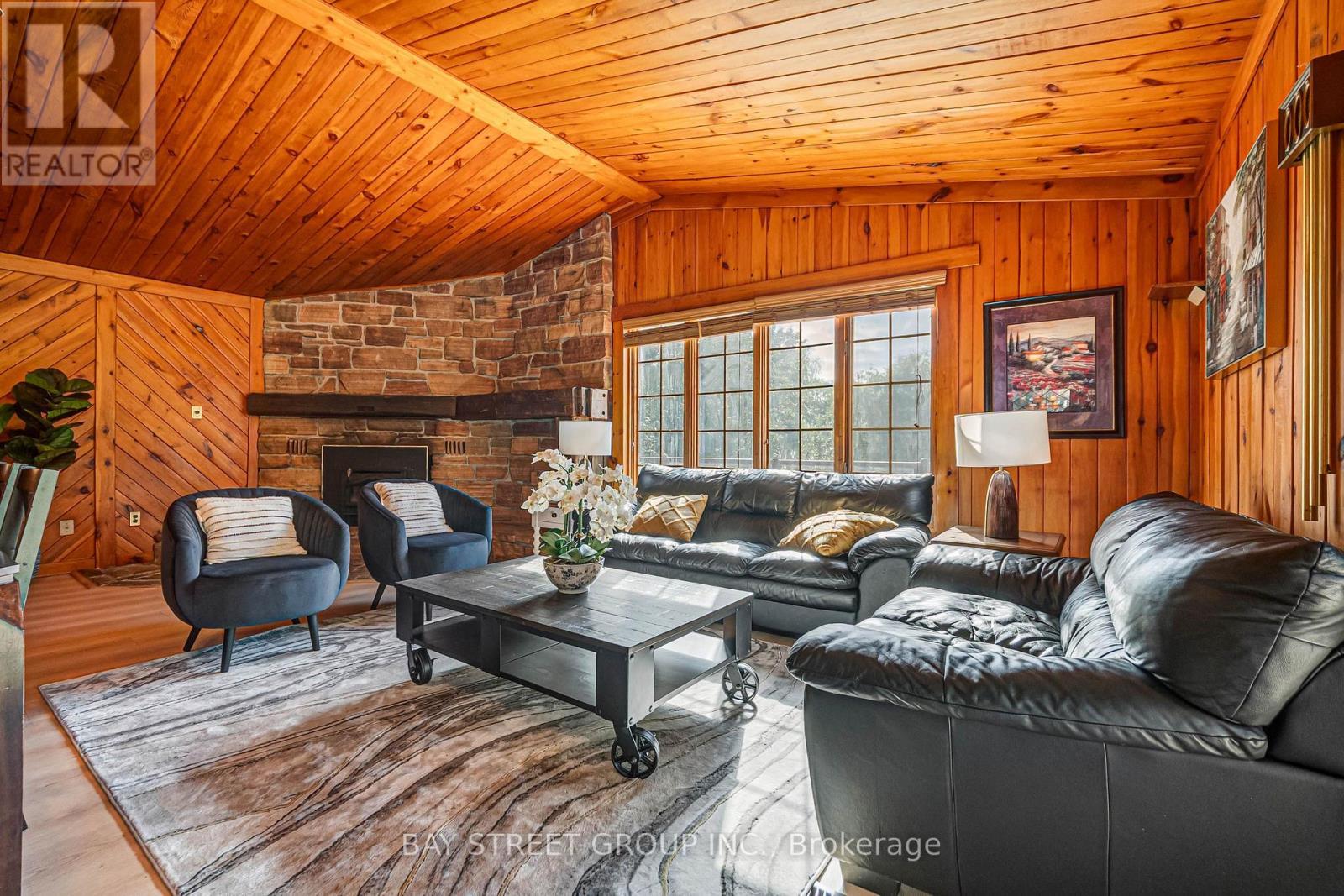 236 Summit Drive, Scugog, ON - Indoor Photo Showing Living Room With Fireplace