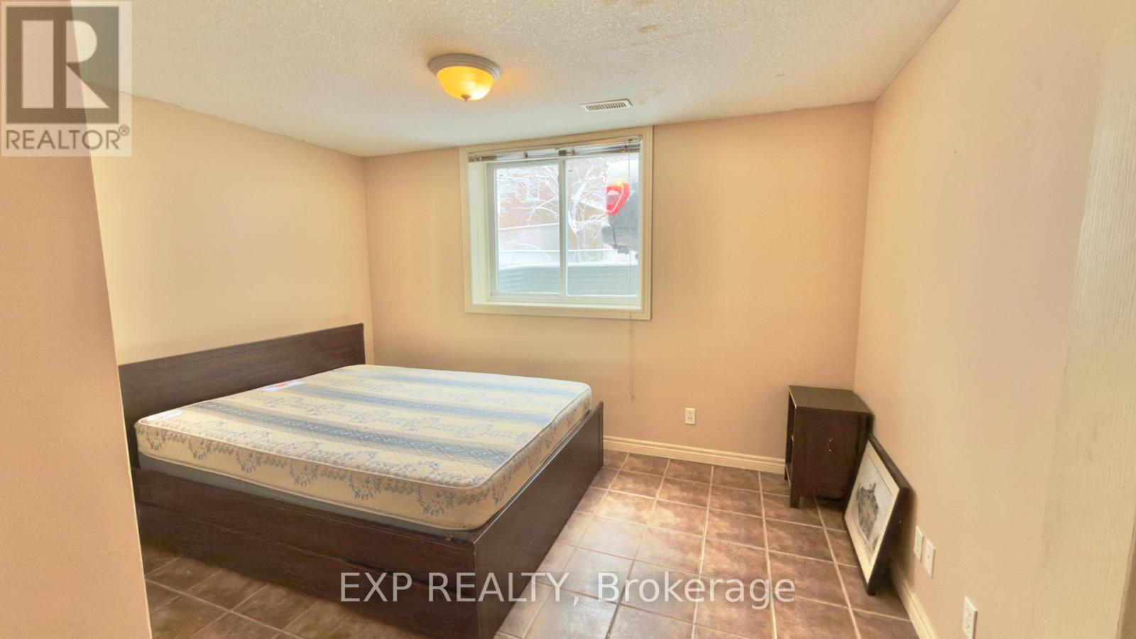16 Marshall Street, Waterloo, ON