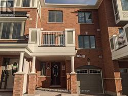 35 BLUEGILL CRESCENT Whitby, ON L1P 0E4