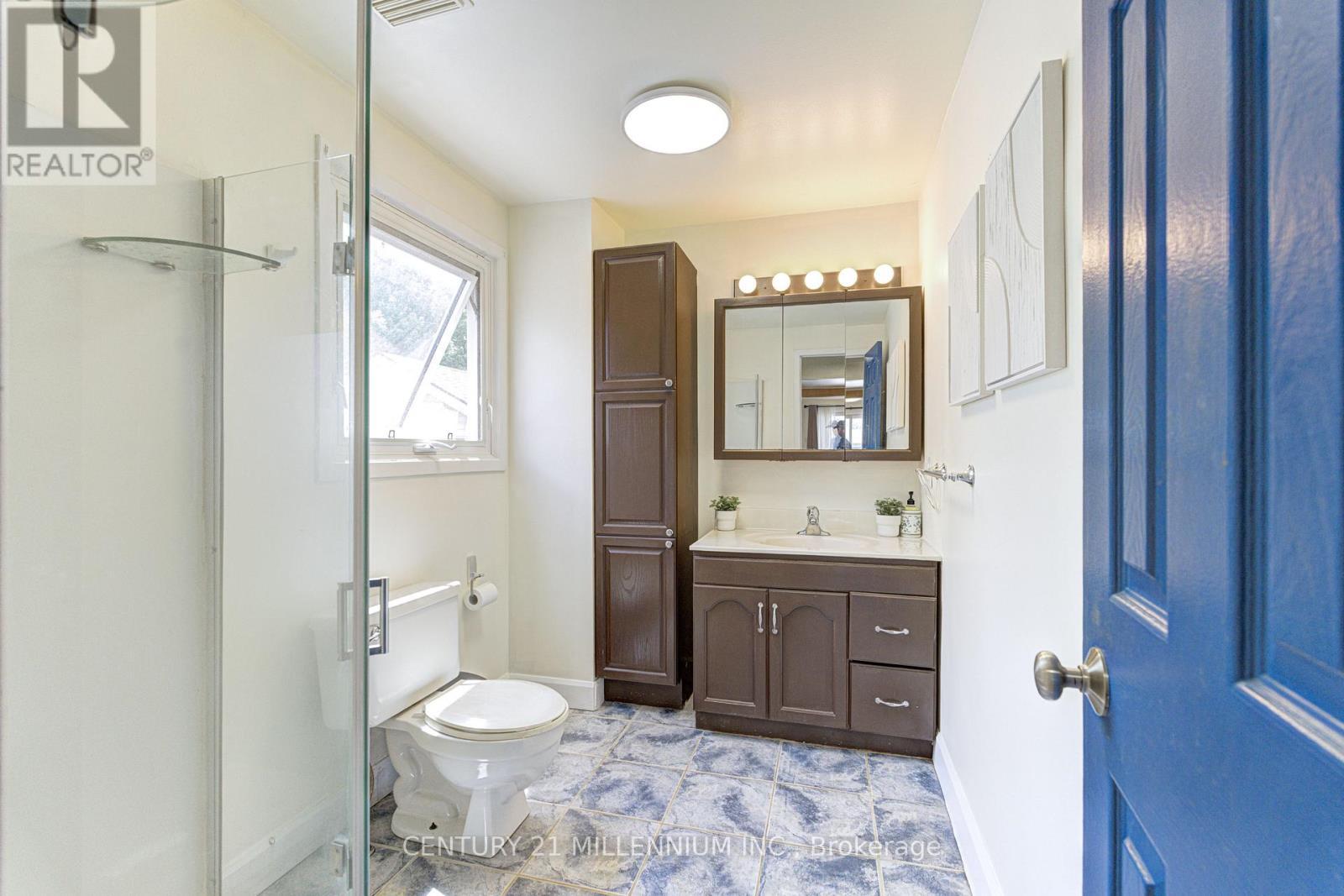 59 Lewis Crescent, Kitchener, ON - Indoor Photo Showing Bathroom