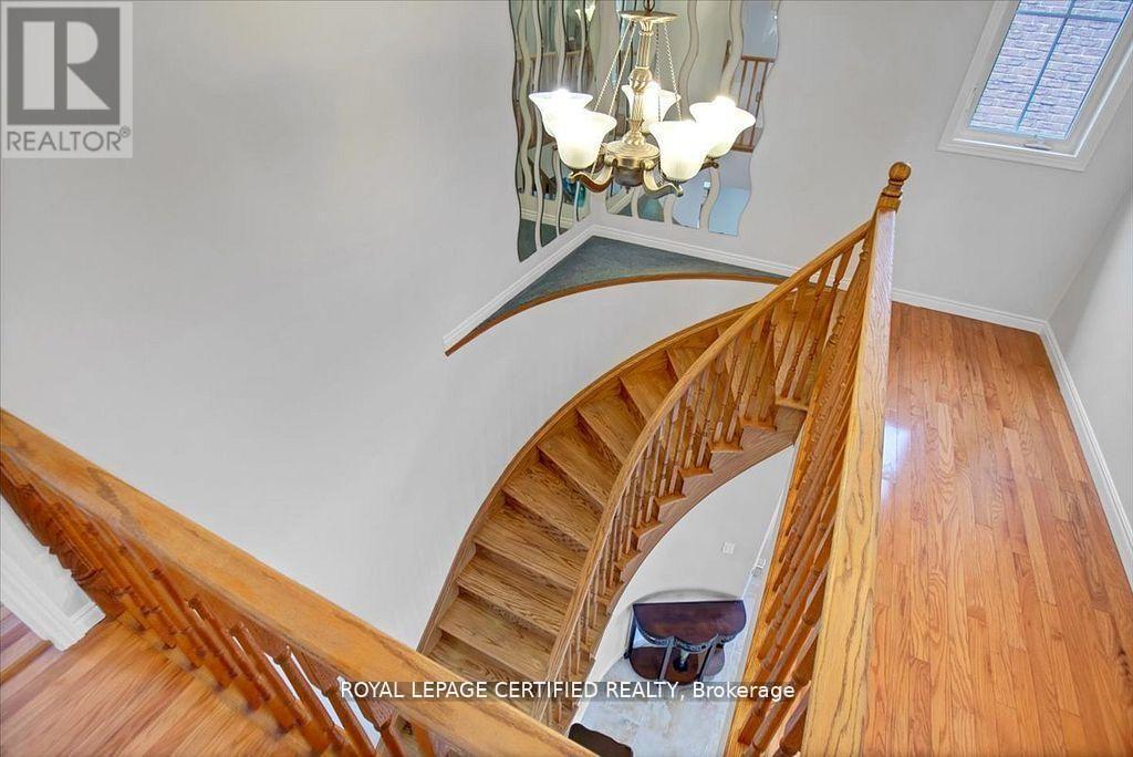 35 Trenholme Crescent, Hamilton, ON - Indoor Photo Showing Other Room