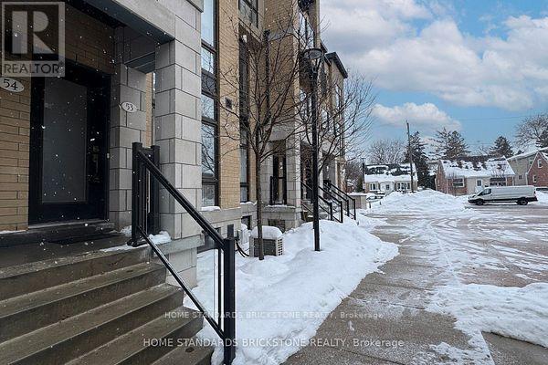 53 - 19 Eldora Avenue, Toronto, ON - Outdoor