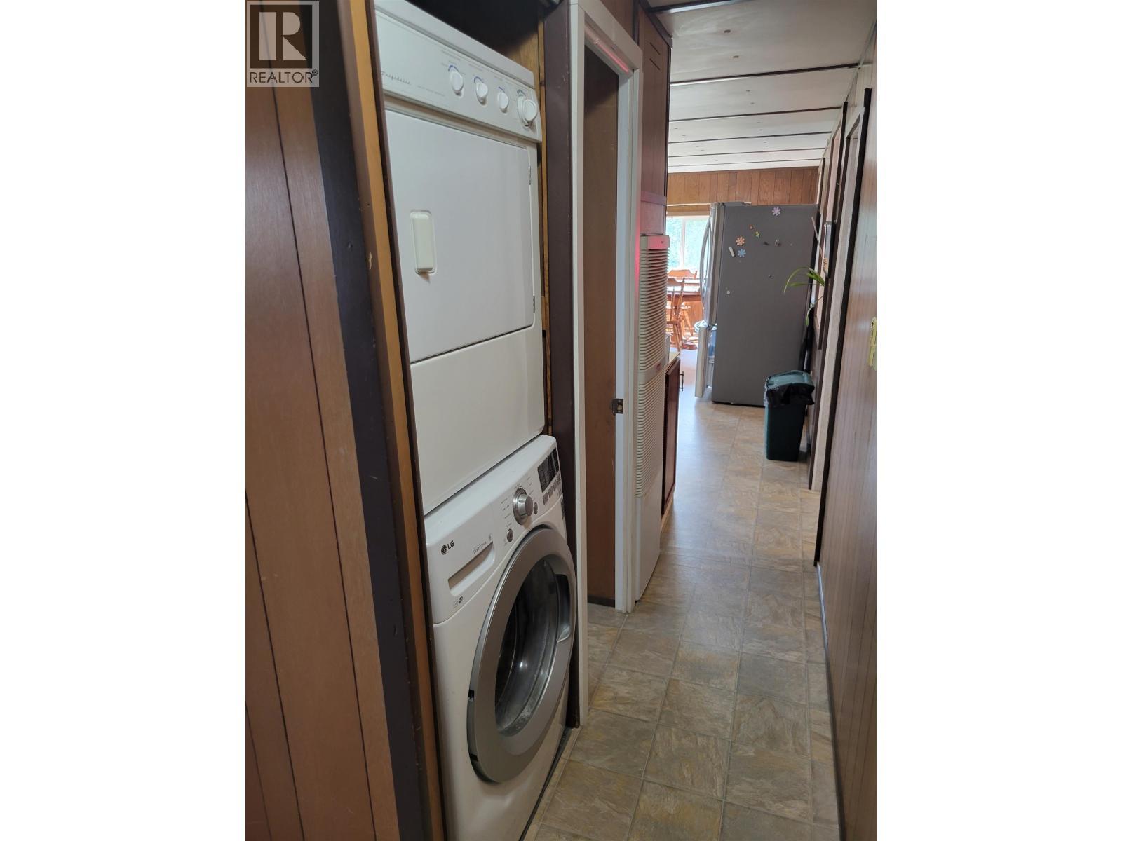 658 Mcdonald Road, Vanderhoof, BC - Indoor Photo Showing Laundry Room
