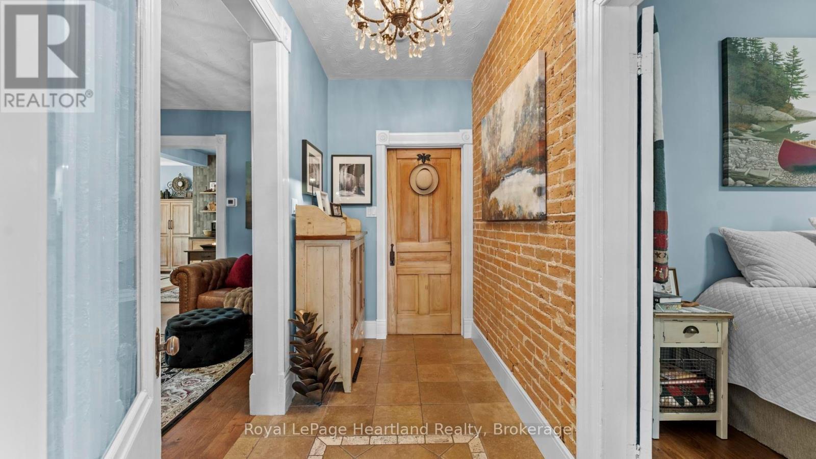 18 St.Vincent Street, Goderich (Goderich (Town)), ON - Indoor Photo Showing Other Room