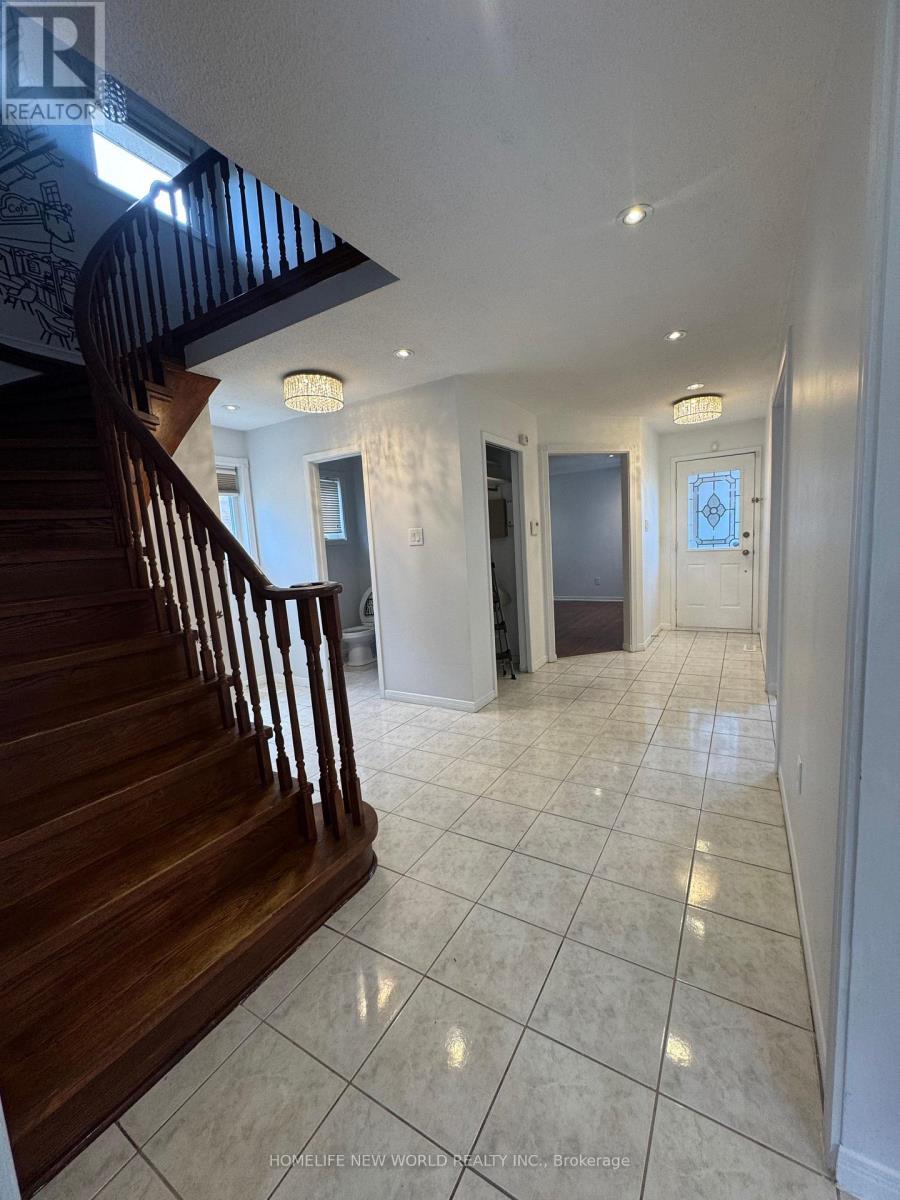 50 Adrian Crescent, Markham, ON - Indoor Photo Showing Other Room