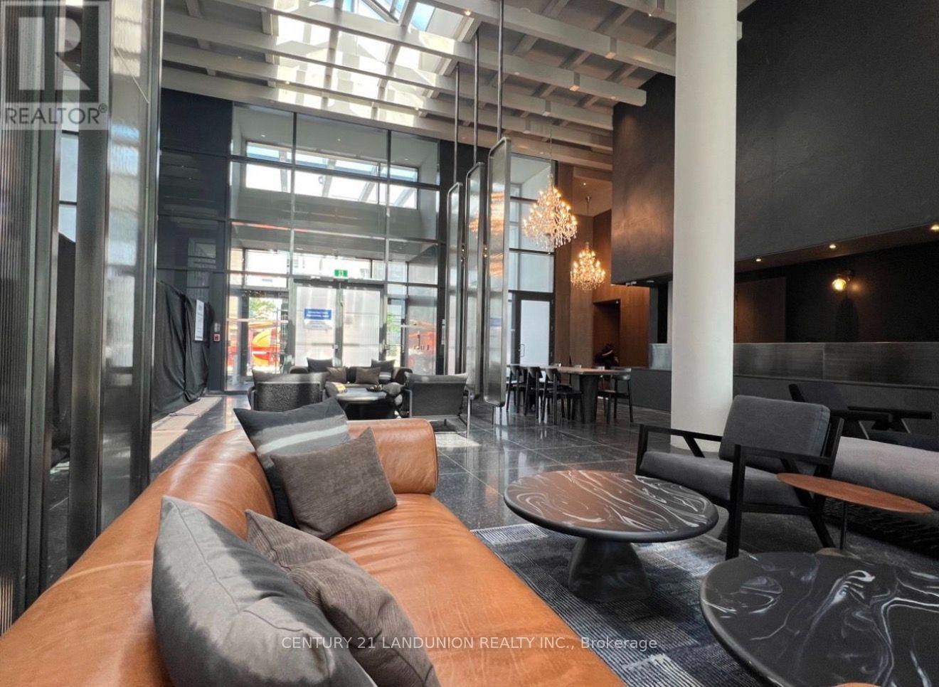 3102 - 28 Interchange Way, Vaughan, ON - Indoor