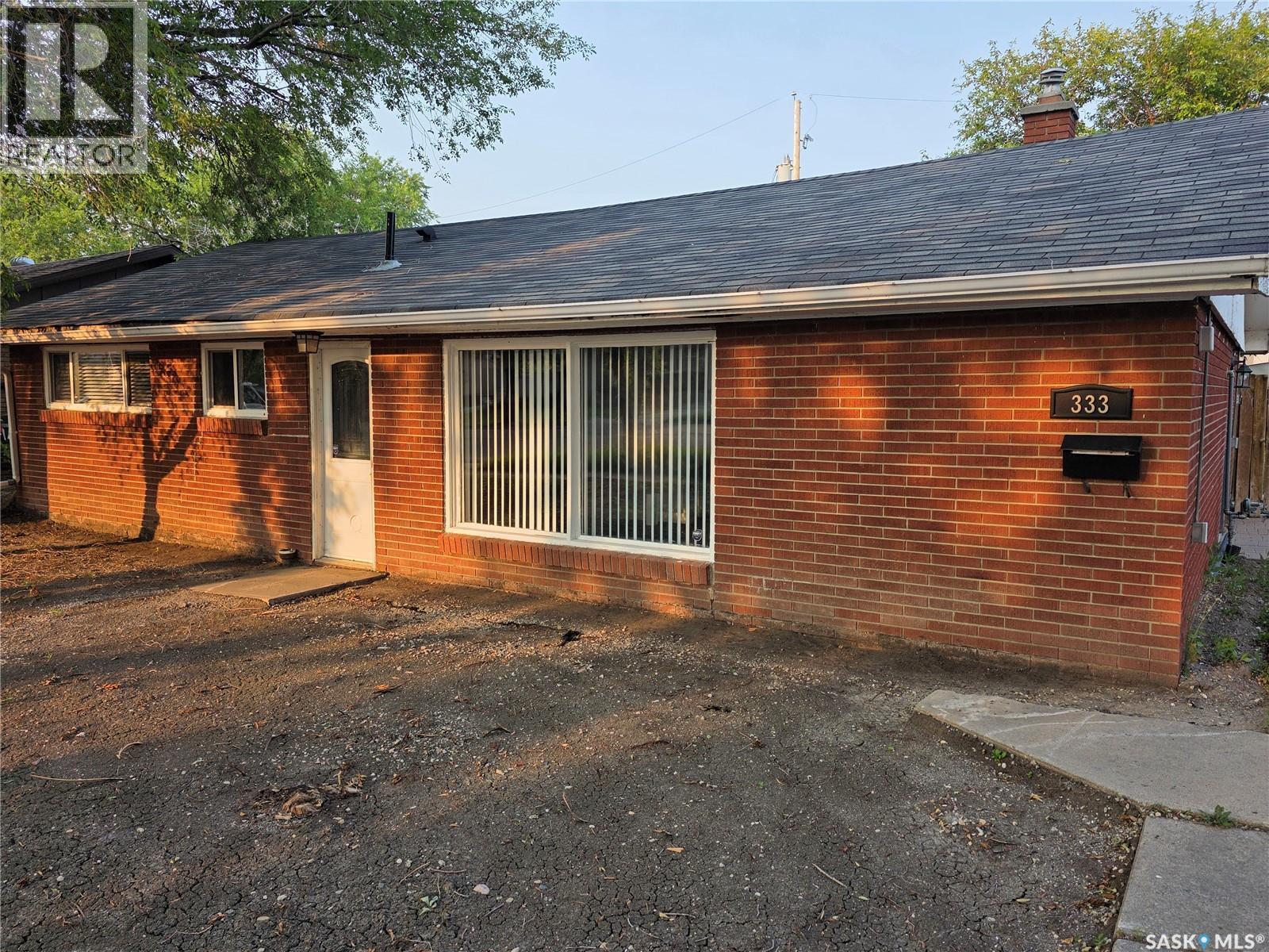 333 Elphinstone Street, Regina, SK - Outdoor