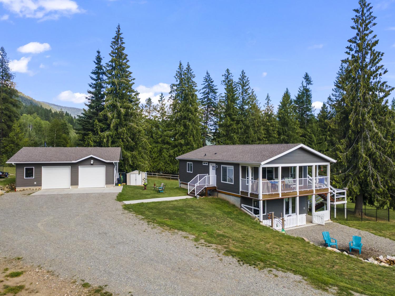 1100 Bear Brook Road, Arrow Creek, BC