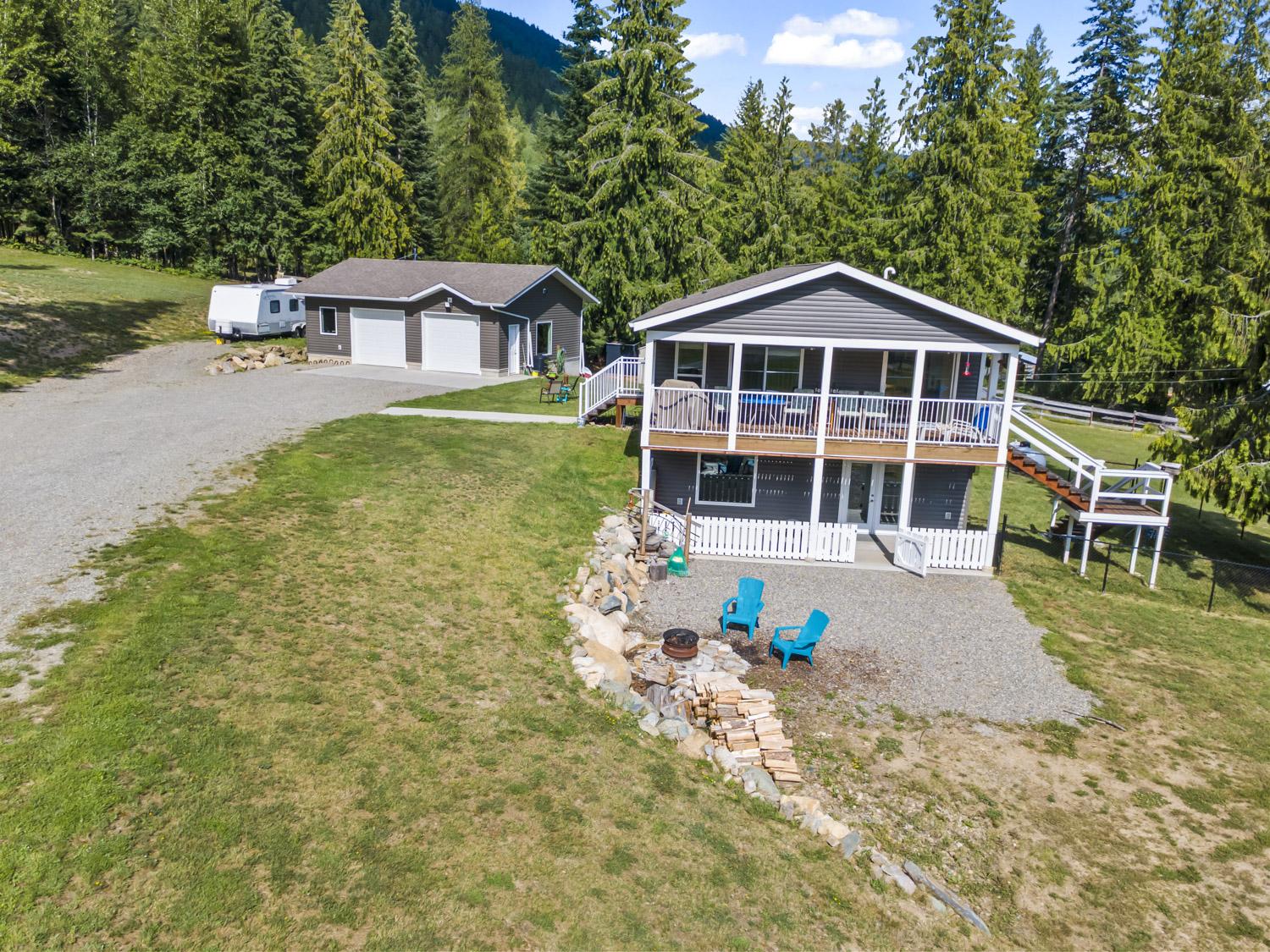 1100 Bear Brook Road, Arrow Creek, BC