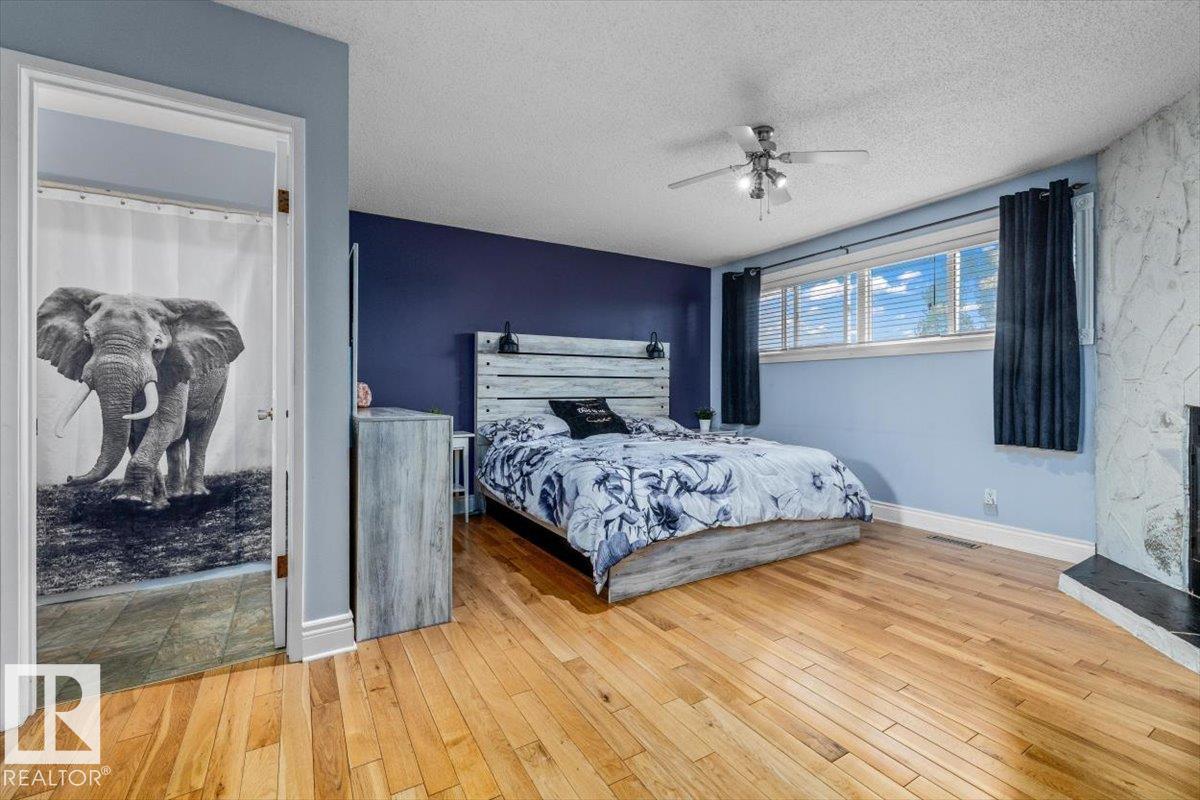 16551 116 St Nw, Edmonton, AB - Indoor Photo Showing Bedroom
