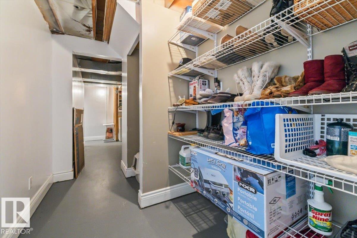 16551 116 St Nw, Edmonton, AB - Indoor