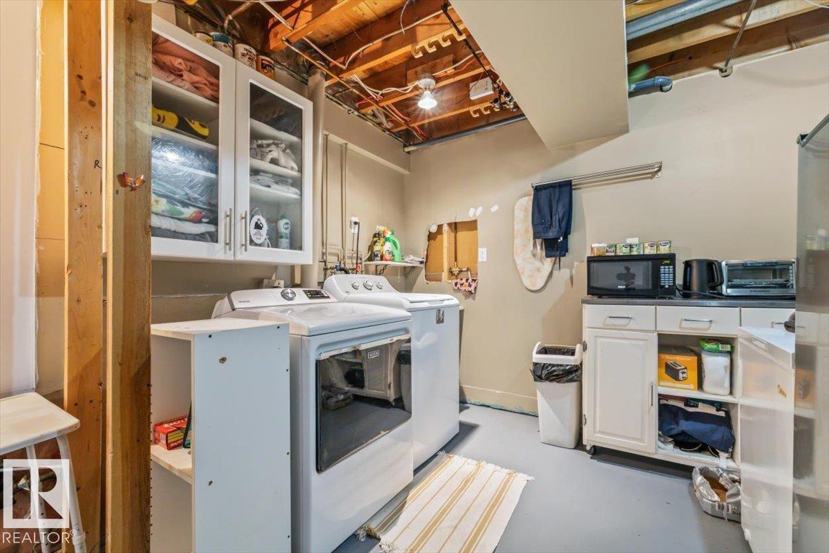 16551 116 St Nw, Edmonton, AB - Indoor Photo Showing Laundry Room