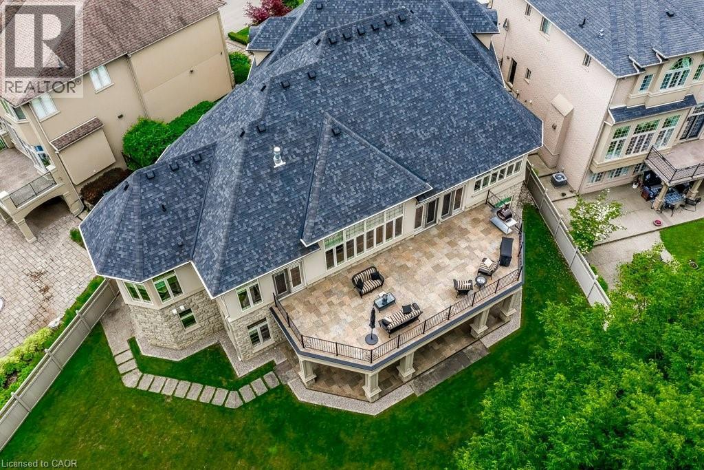 172 Diiorio Circle, Ancaster, ON - Outdoor