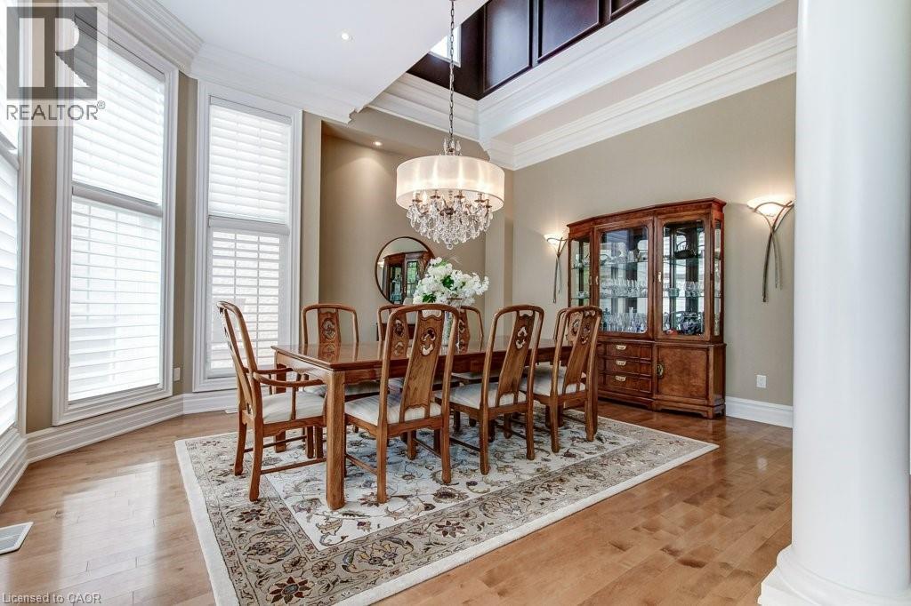 172 Diiorio Circle, Ancaster, ON - Indoor Photo Showing Dining Room