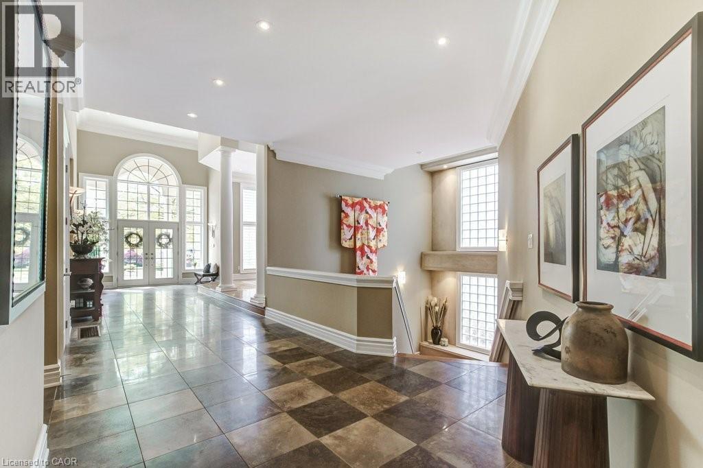 172 Diiorio Circle, Ancaster, ON - Indoor Photo Showing Other Room