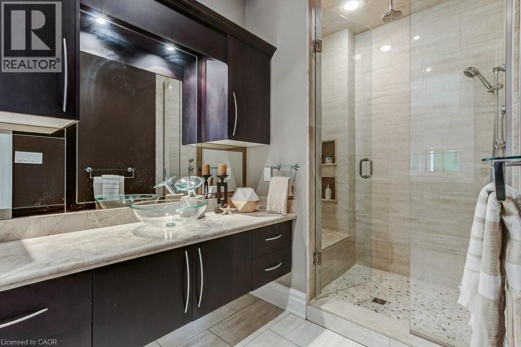 Bed#3 Ensuite - 172 Diiorio Circle, Ancaster, ON - Indoor Photo Showing Bathroom